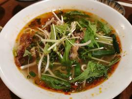 フエ名物牛焼肉のせ汁麺 🌶️🌶️