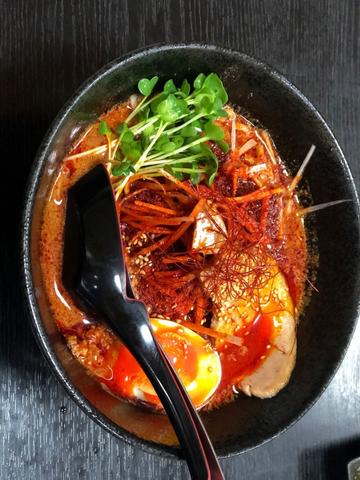 炎の坦々麺