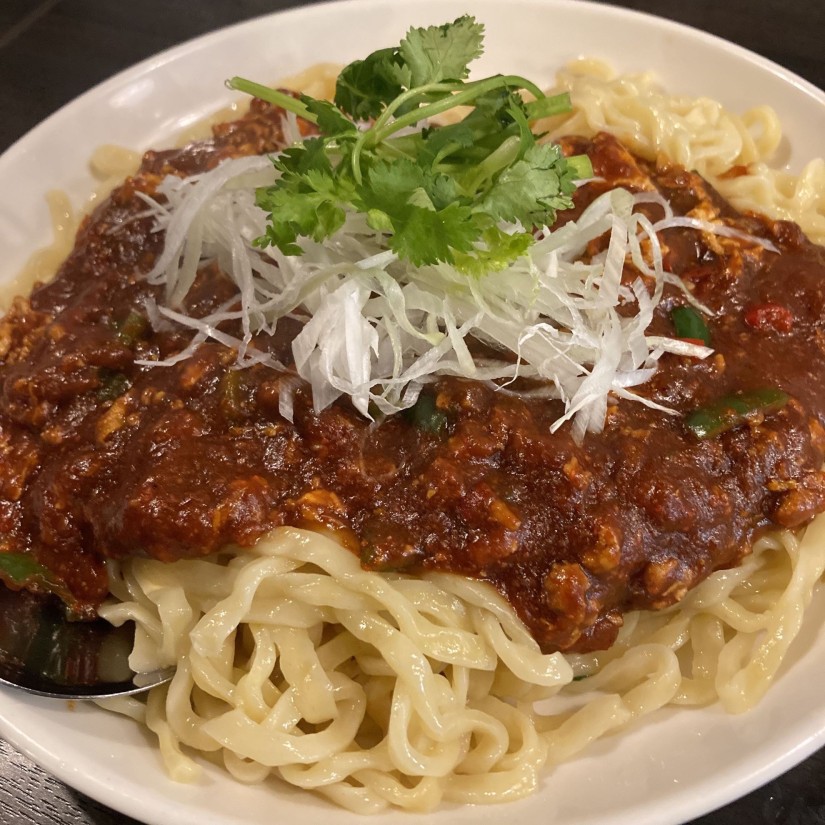 ジャージャー麺