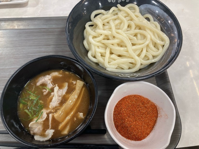 辛魚豚骨つけ麺