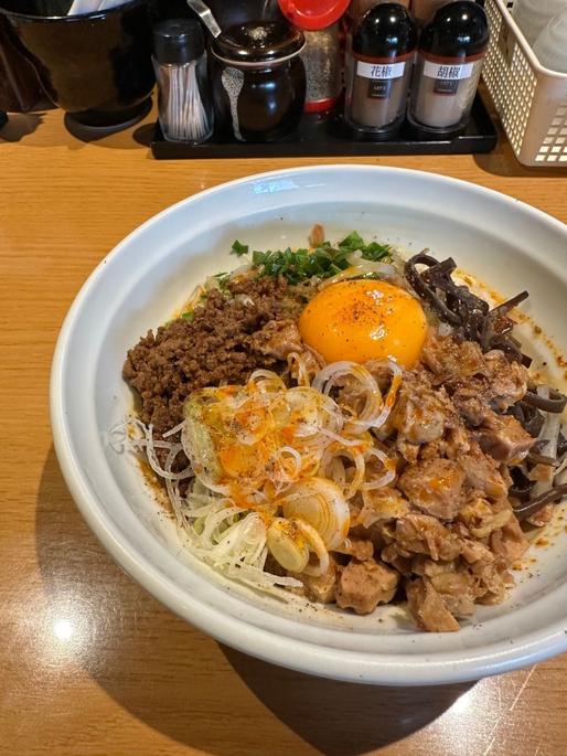 汁なし担々麺 強い