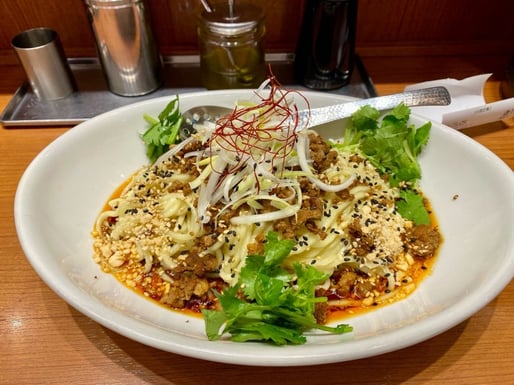 汁なし担々麺 普通