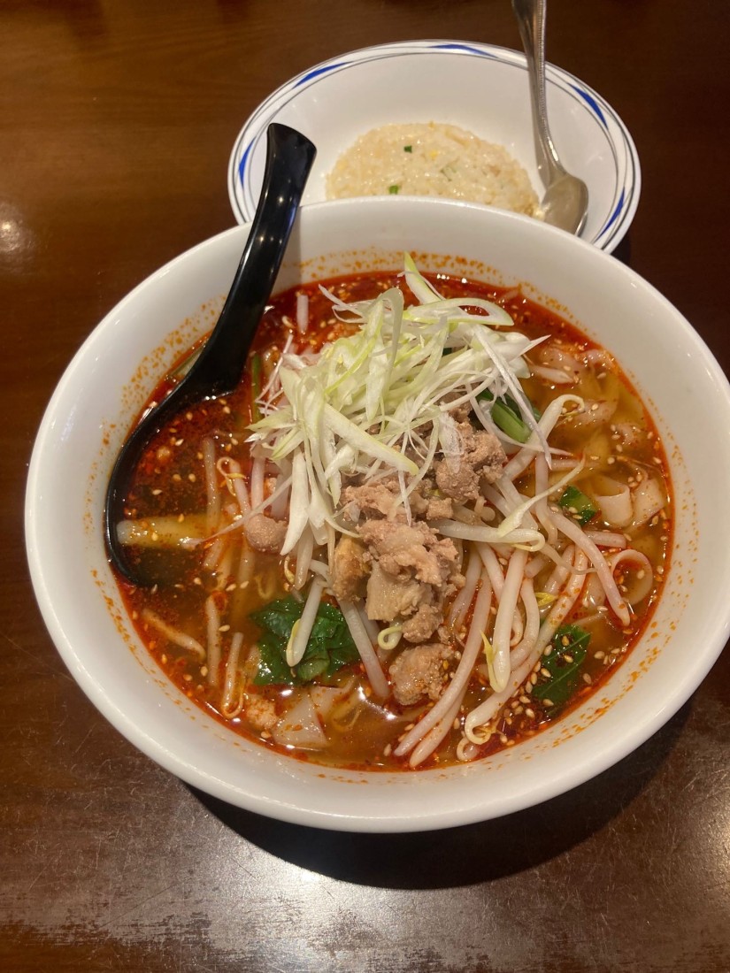 麻辣刀削麺