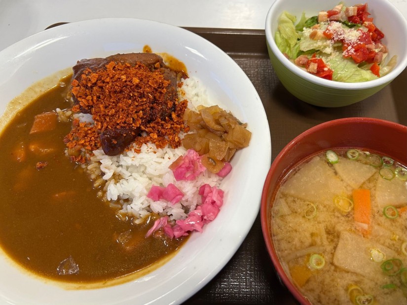 にんにくファイアーポークロックカレー
