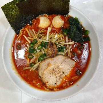 旨辛特製醤油豚骨ラーメン