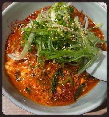 ユッケジャンラーメン