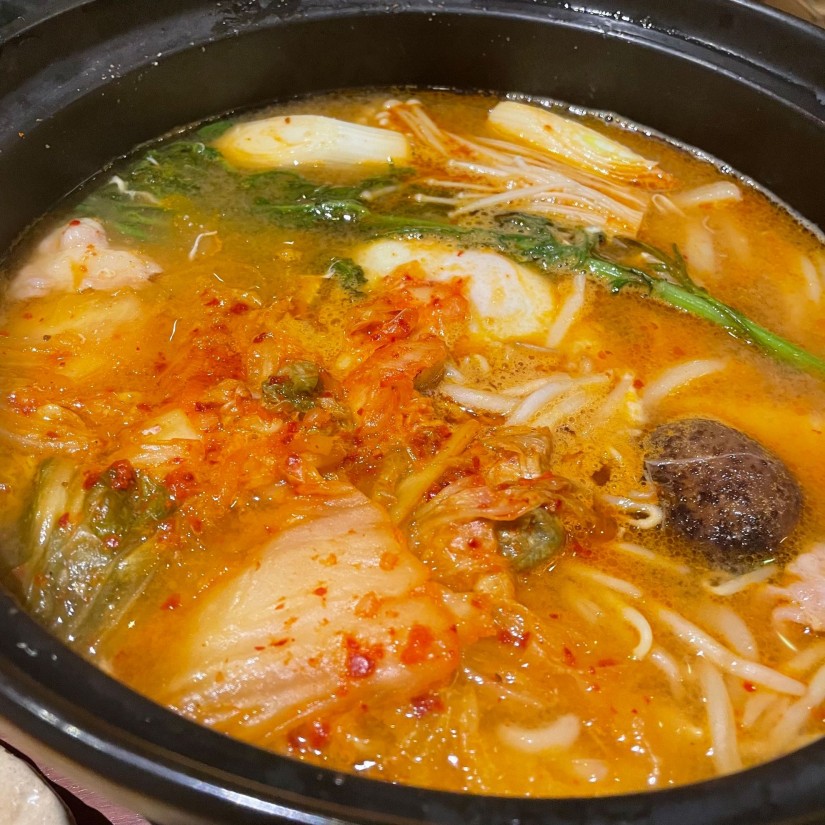 豚キムチ鍋焼きうどん