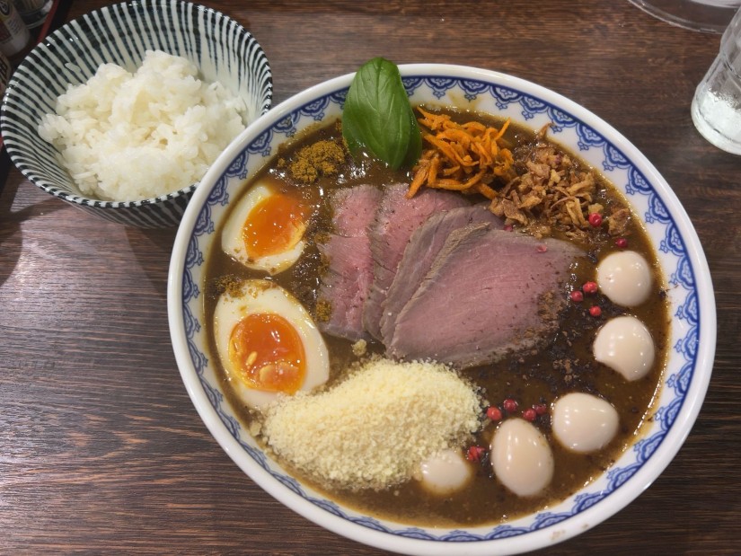 スパイシービーフカレーラーメン