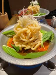 ピリ辛胡麻坦々揚げうどん なし