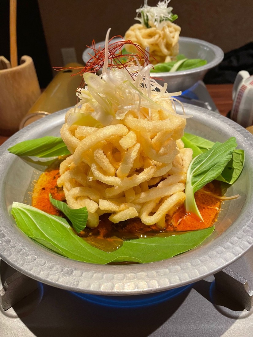 ピリ辛胡麻坦々揚げうどん なし
