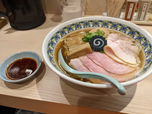 特製ラーメン + 辛味