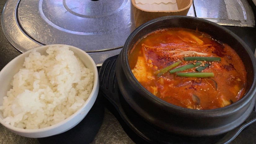 スンドゥブチゲ