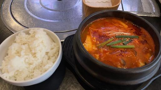 スンドゥブチゲ