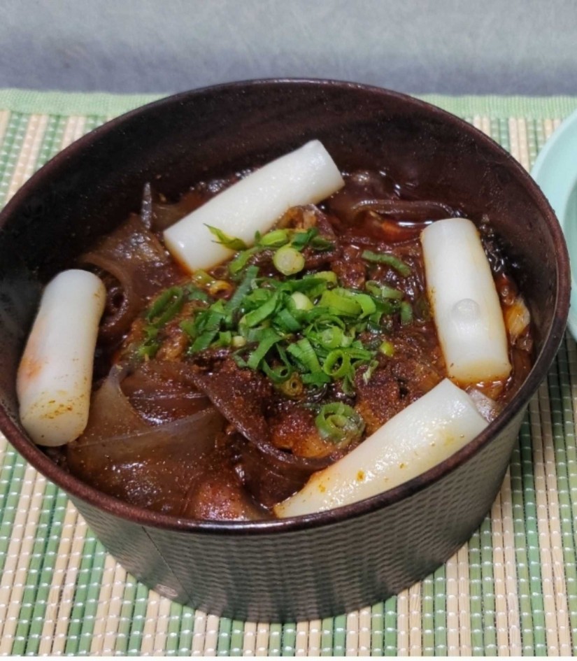 【麻辣】トッポギ極太麻婆春雨 【オプション】辛さ︰ピエンMAX H8 、しびれ︰ビリリ(ホワジャオ 6)