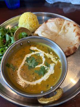 ランチセット一種類 豆のカレー チーズクルチャ マイルド