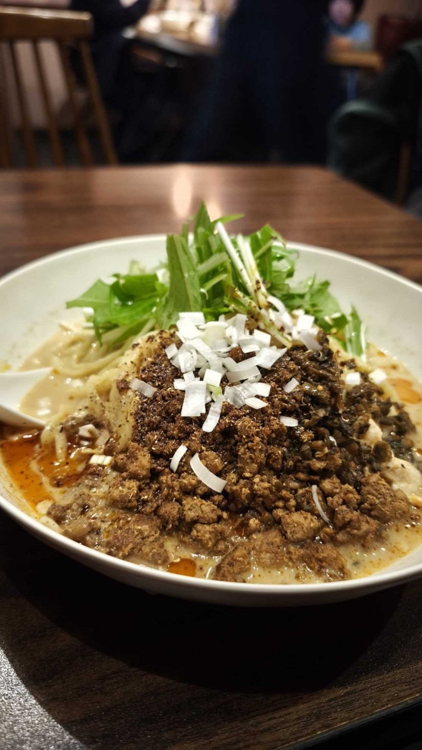 白胡麻坦々麺 普通