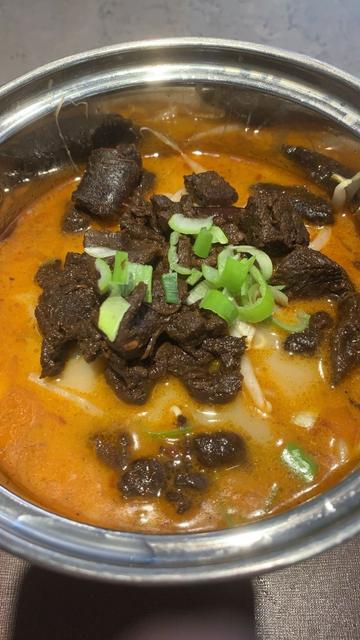 麻辣牛肉麺