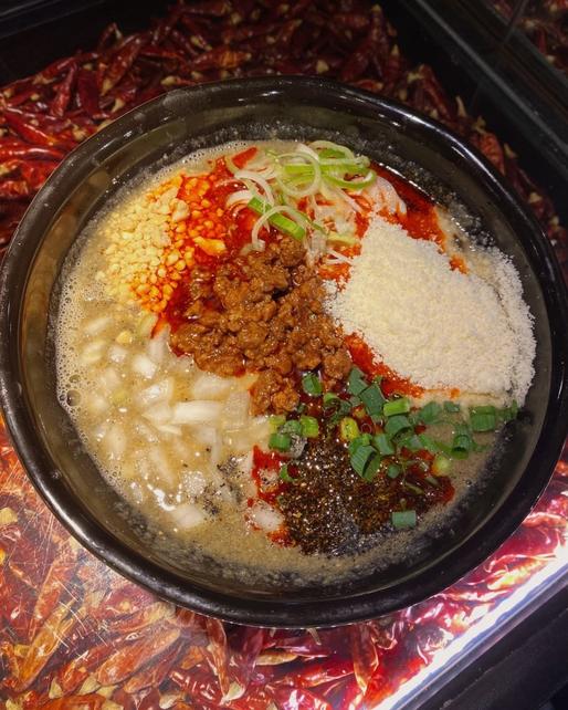 チーズ四川坦々麺 白胡麻 3辛 3痺れ