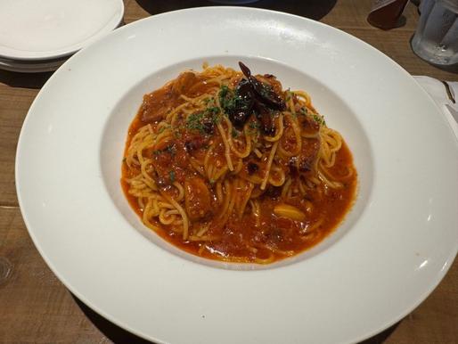 ごろごろニンニクの激辛トマトソースパスタ 激辛