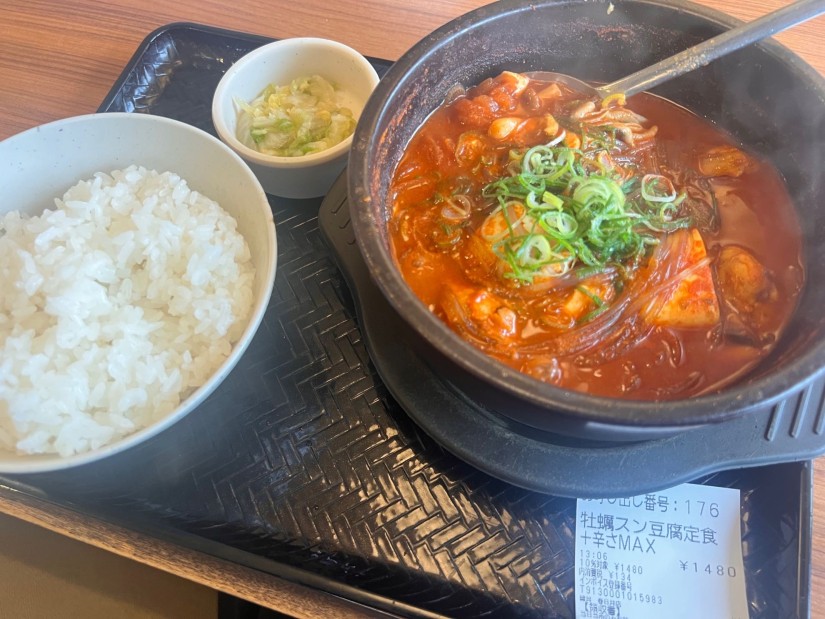 牡蠣スン豆腐定食 辛さMAX