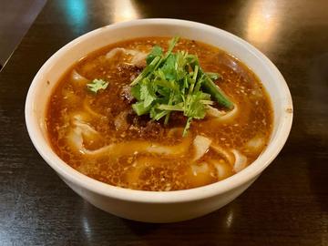 麻辣刀削麺