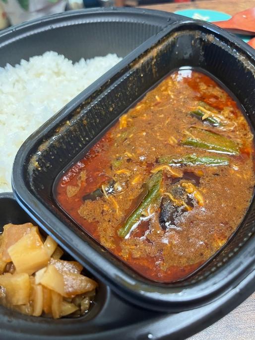 チキンと夏ベジのスパイスカレー 15辛