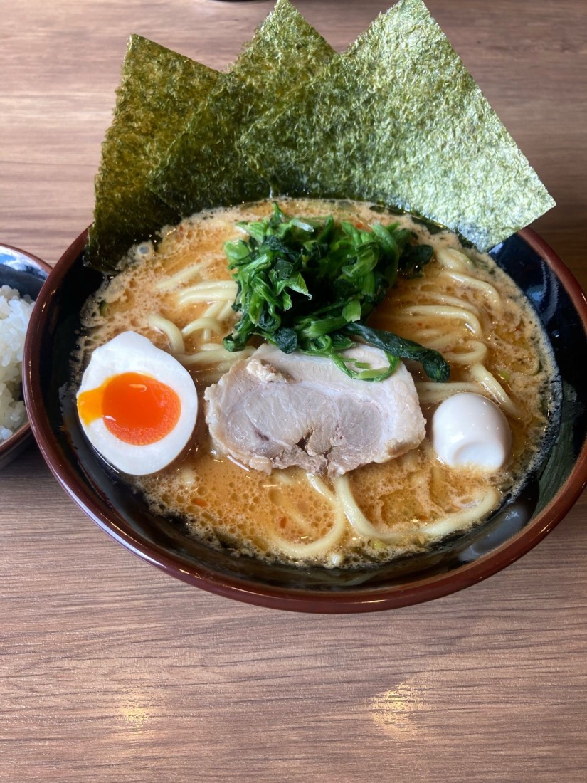 辛とんらーめん