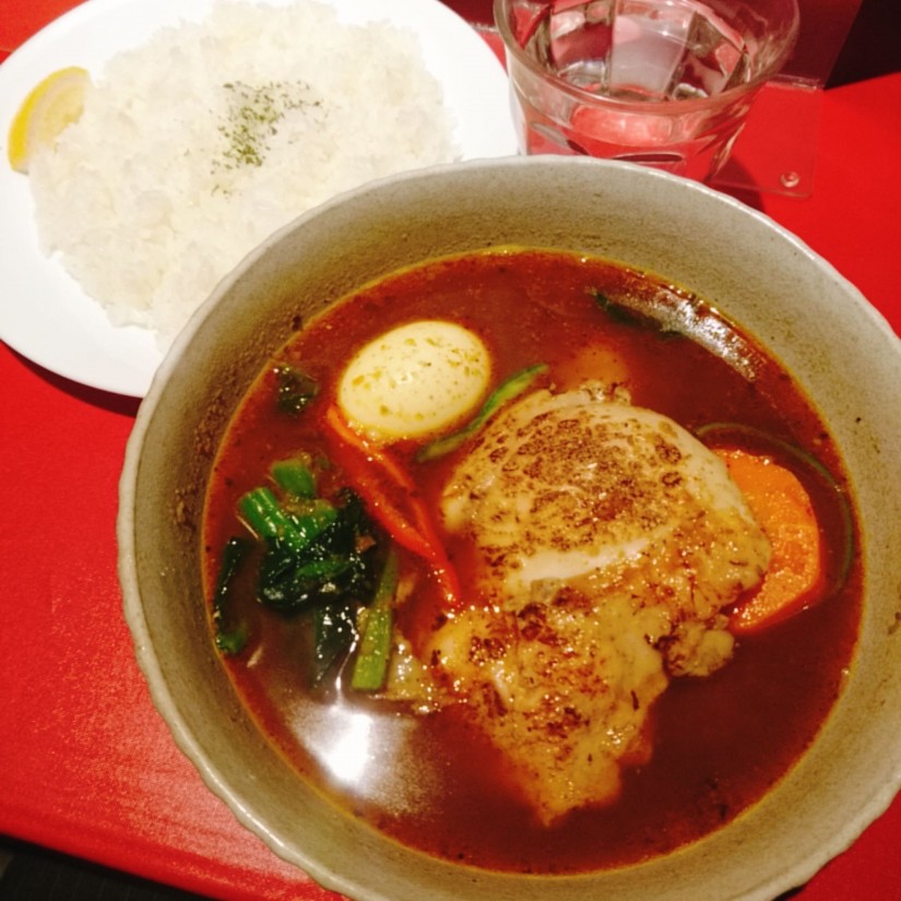 やわらか炙り チキンカリー 5辛（瞑想）