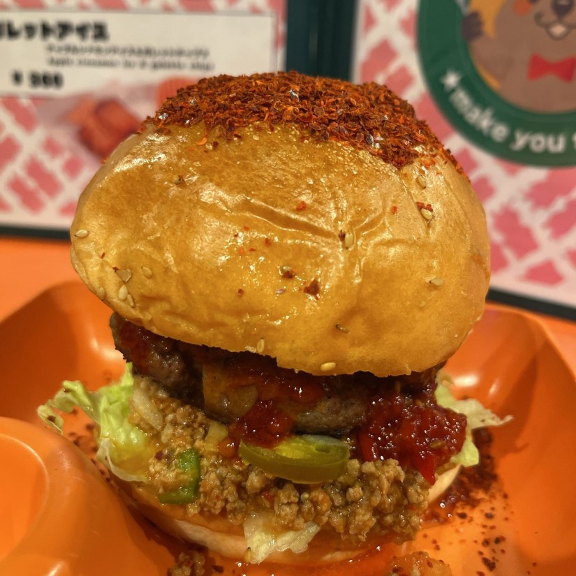 ハンバーガー 悶絶極辛タコスバーガー 悶絶