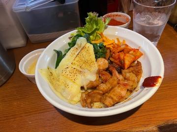 旨辛ホルモンまぜそば 8辛(唐辛子別皿) 8辛