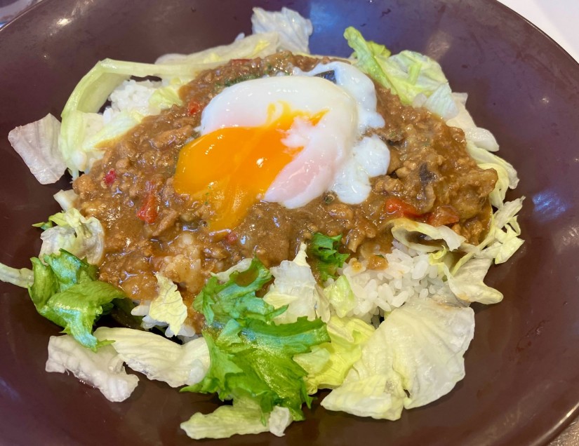 スパイシーキーマカレー丼
