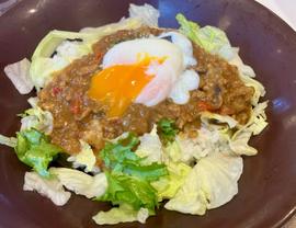 スパイシーキーマカレー丼