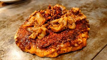 唐辛子のお好み焼き 後で腹に響く土竜のような辛さ