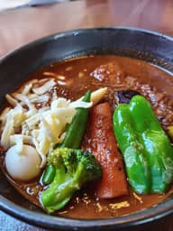 トマトスープ パリチキとチーズのカリー 25