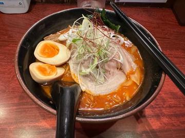 鉄火麺たまご
