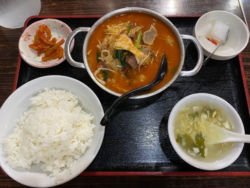 ラム肉の薬膳味煮定食