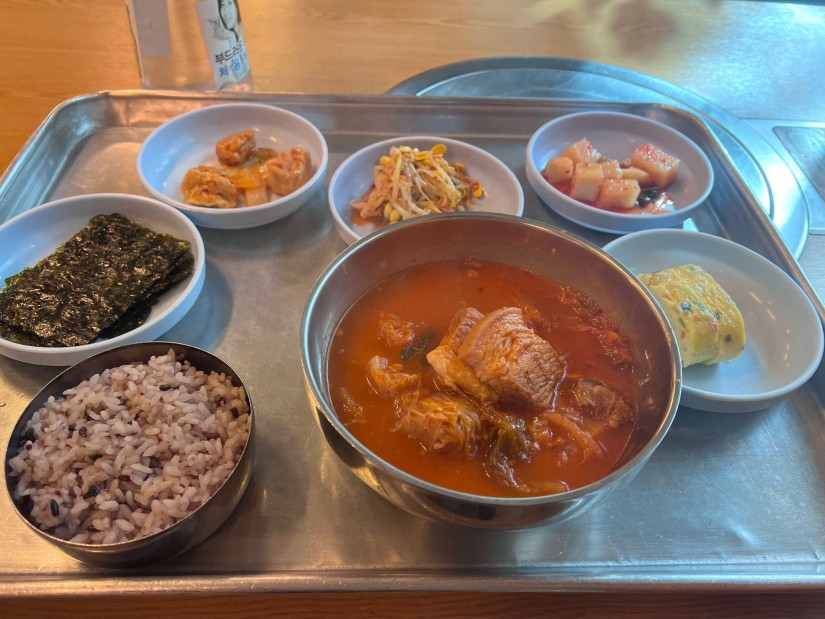 キムチチゲ定食