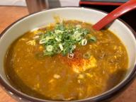 あんかけ玉子とじ激辛肉カレーうどん 激辛にドクロのマーク