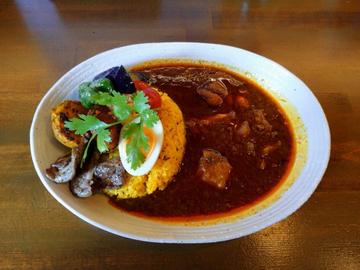 ランチ 薬膳スパイスチキンカレー