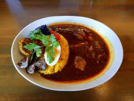 ランチ 薬膳スパイスチキンカレー