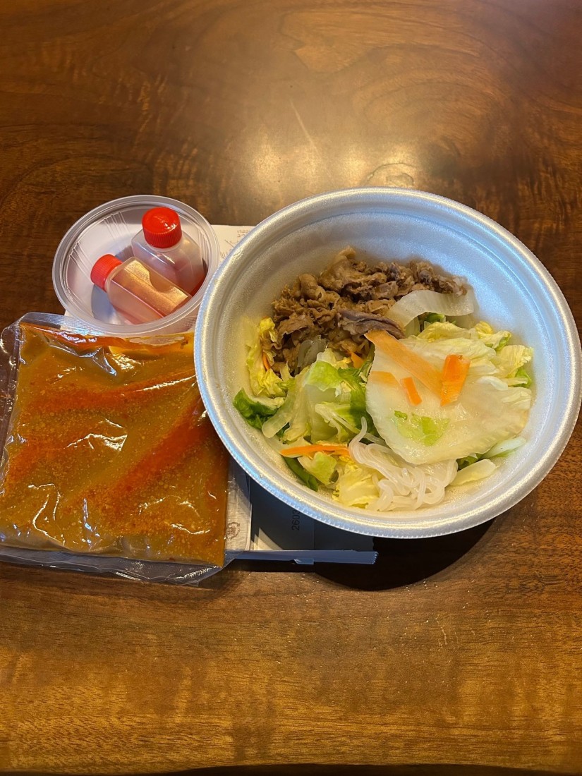 牛･胡麻麻辣湯鍋 麻辣オイル追加