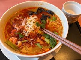 麻辣湯麺 1