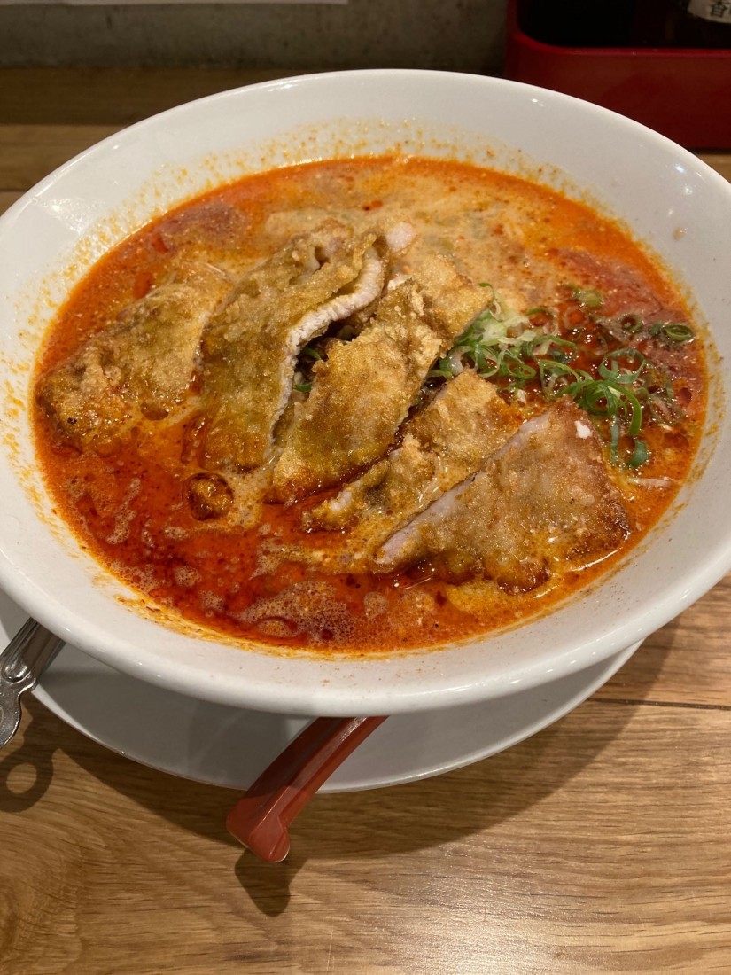 排骨坦々麺 4辛