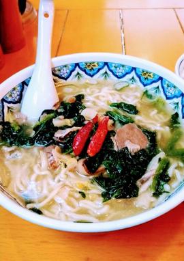 牛肉のあっさり激辛ラーメン