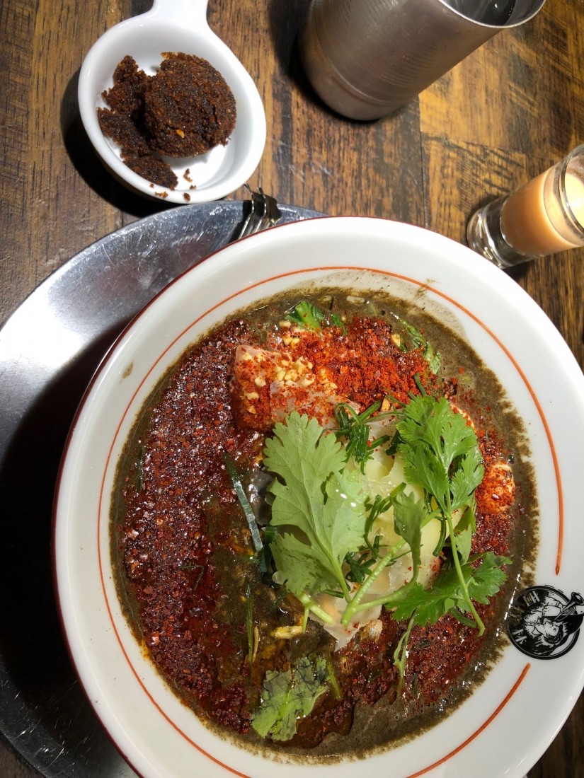 黒坦々麺+辛辣爆弾 辛さ5 痺れ3