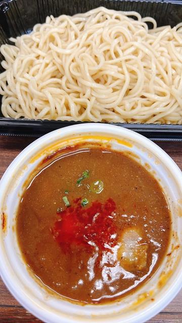 濃厚スープの辛口つけ麺