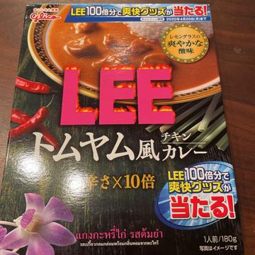 LEE  トムヤム風チキンカレー 辛さ×10倍