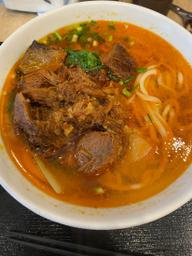 蘭州紅焼牛肉麺