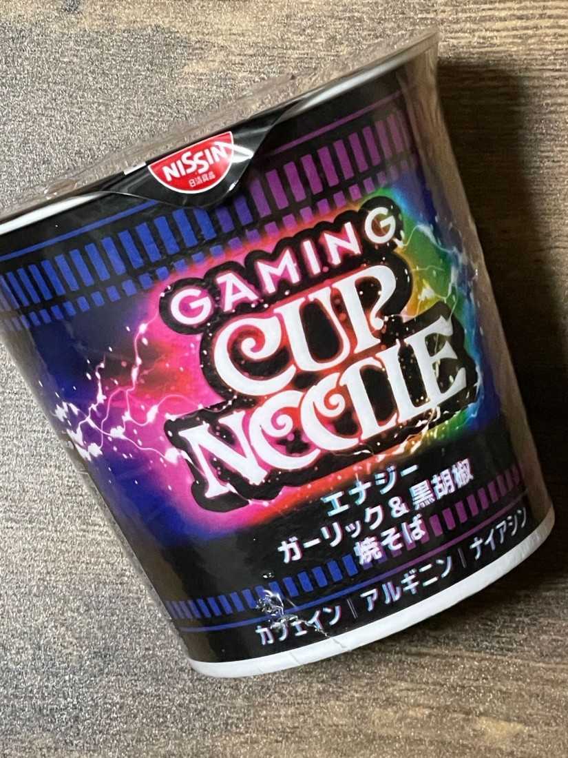 ゲーミングカップヌードル エナジーガーリック&黒胡椒焼そば
