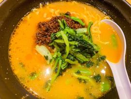 担々麺 (一番辛くと依頼)